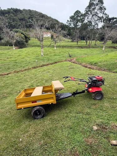 Moto cultivador semi novo