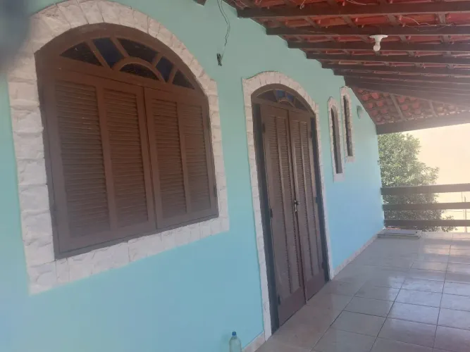 ALUGO CASA