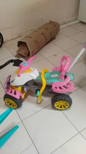 Carro de passeio menina