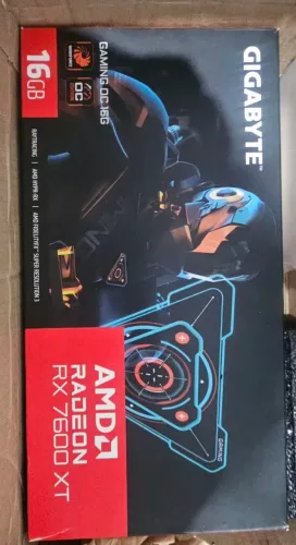 Placa de Video Radeon? RX 7600 XT GAMING OC 16G
