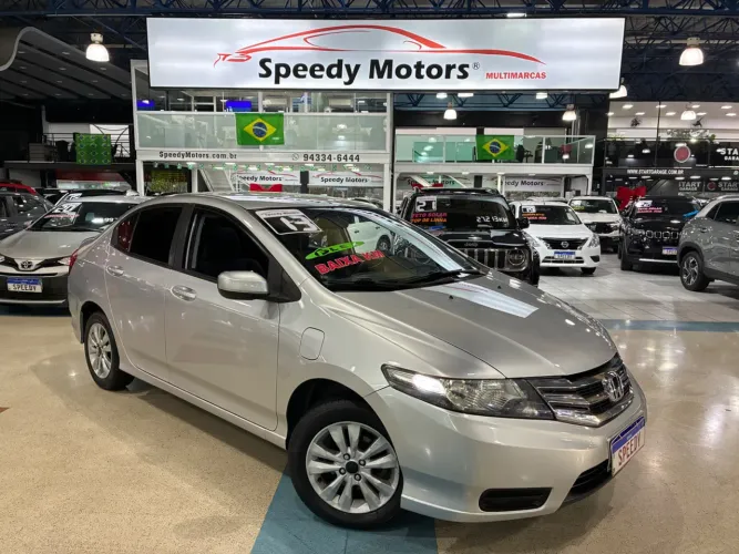 Honda City Sedan LX 1.5 Flex 16V 4P Mec. 2013