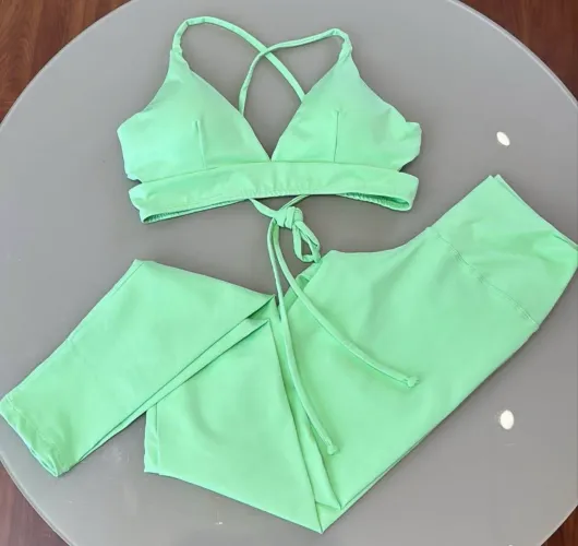 Conjunto feminino fitness