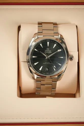 Omega Aqua Terra 41mm 220.10.41.21.10.001 - 2026 Fullset