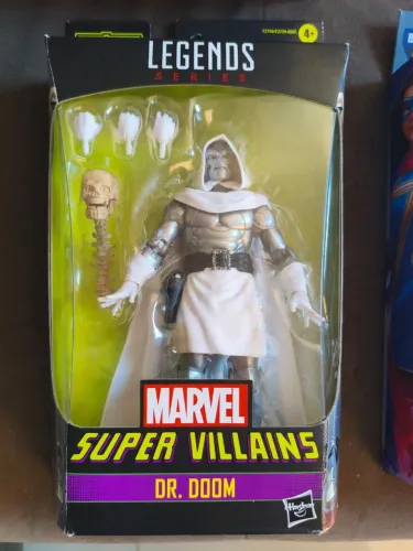 Marvel legends dr.doom