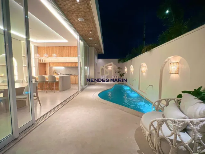 Casa com 3 suítes 190 m² para locação por R$ 5.700,00 + Condomínio - isento de IPTU - Cond