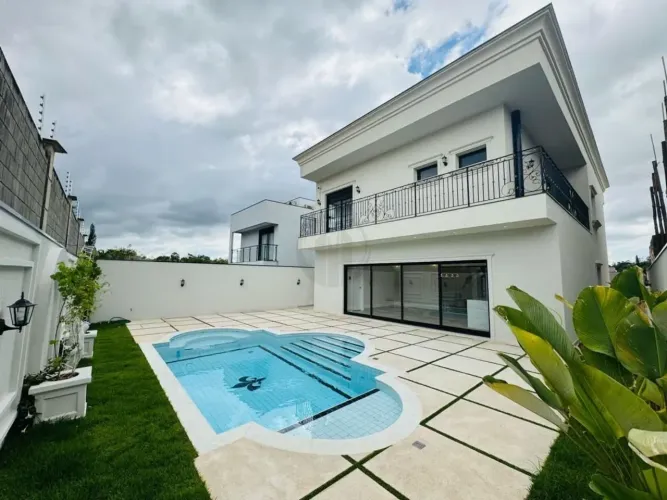 Casa à venda com 3 suítes - Condomínio Parque das Camélias - Medeiros -Jundiaí/S REF: 33