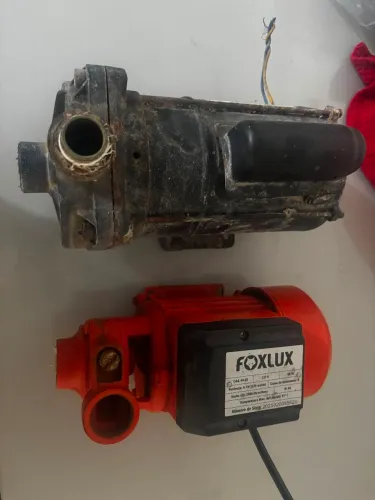 2 BOMBAS DAGUA COM DEFEITO