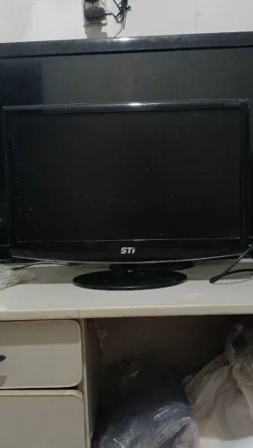 Vende-se monitor 21,5 polegadas