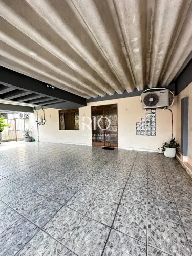 Casa á Venda com 3 Quartos - Isaura Parente, Rio Branco, AC