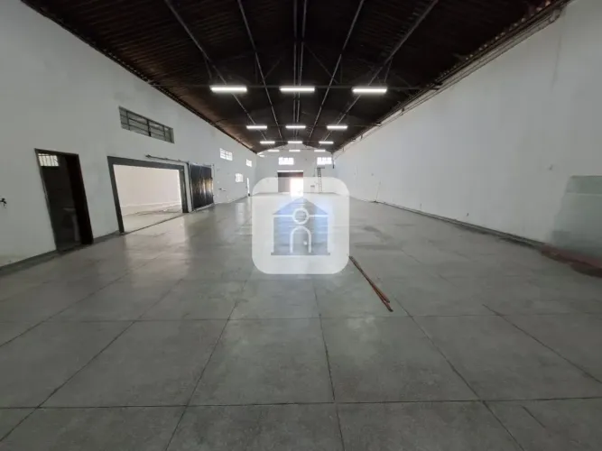 Galpão comercial para locação no bairro Roosevelt