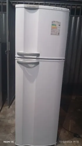 geladeira Eletrolux funcionando perfeitamente