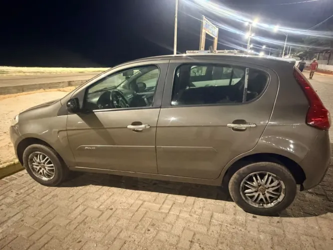 Fiat Palio Attractive 1.0 EVO Fire Flex 8V 5P 2013