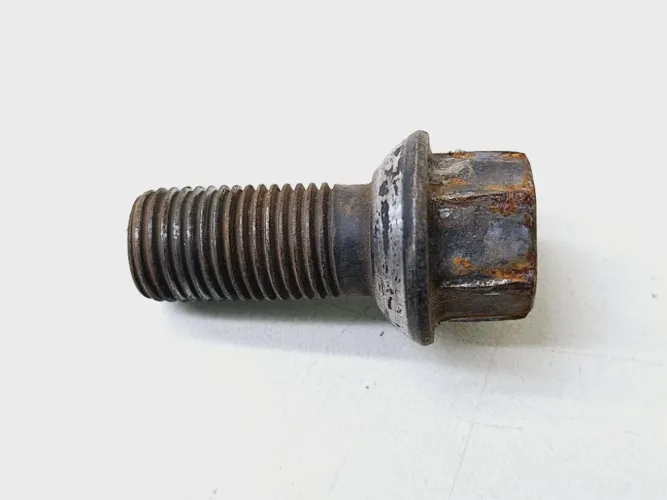 Parafuso Trava Roda Mercedes B200 1.6 2012 2013
