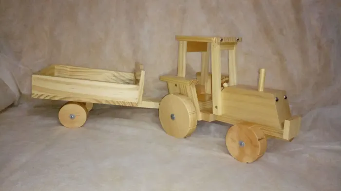 Brinquedo Trator com Reboque de Madeira - Novo/A pronta entrega