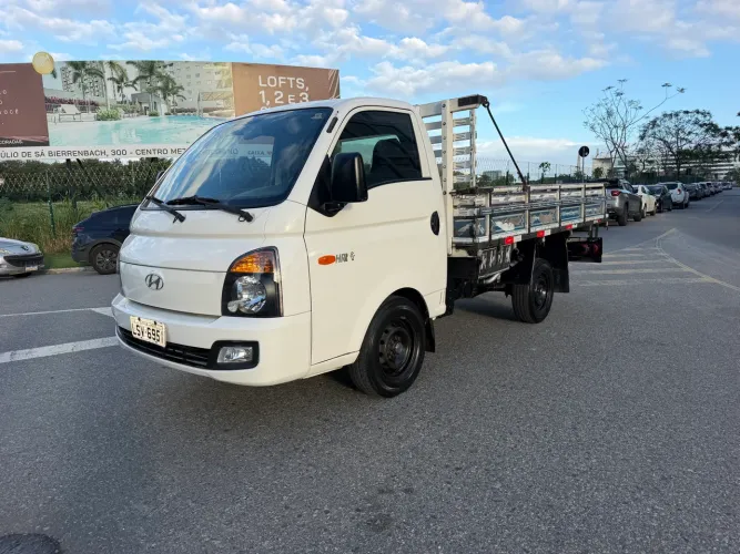 Hyundai HR 2.5 único dono 2016