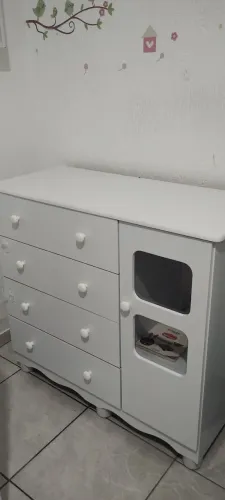 Berço - guarda roupa - cômoda - 800$ SOMENTE RETIRADA SANTA LUZIA - MG