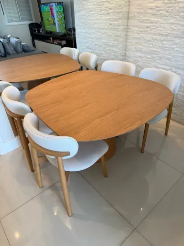Mesa com 4 Cadeiras 