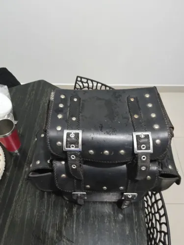 Bolsa de couro pra moto