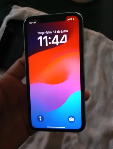 Vendo iPhone 11 tudo original ainda em perfeitas condições