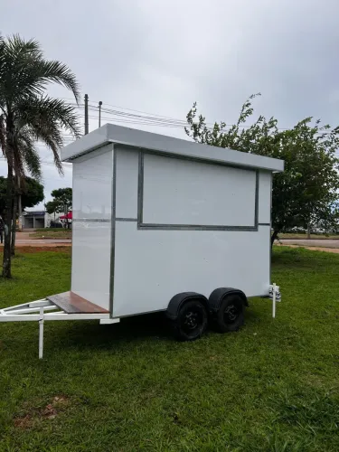 Food truck trailer