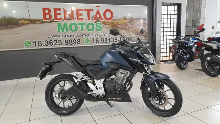 HONDA CB 300F TWISTER ABS AZUL 2025