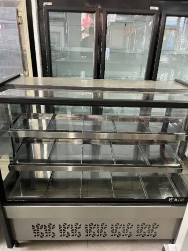 Balcão Vitrine Estufa Vidro Reto