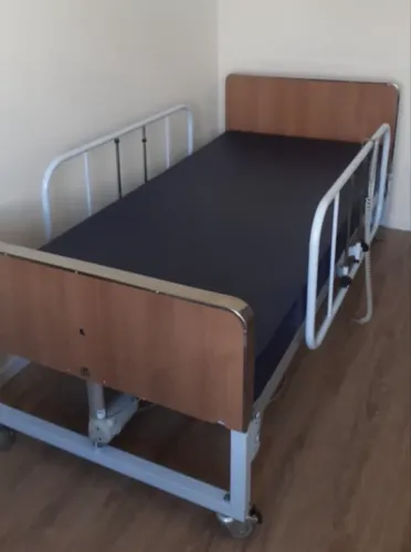Cama hospitalar elétrica