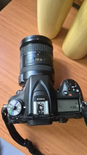 Camera nikon lente 18/200