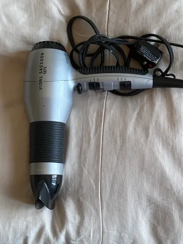 Secador de cabelos VIDAL SASSOON 1875, 127V
