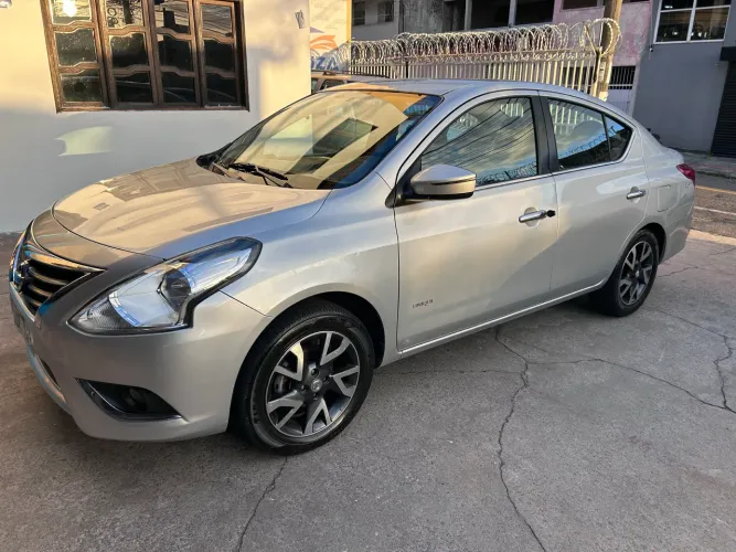Nissan Versa Unique 1.6 16V Flex 4P Mec. 2016