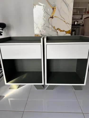 Mesa de cabeceira