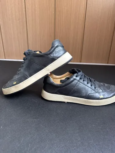 Tênis osklen preto cano baixo