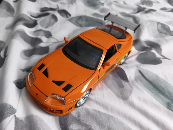 Toyota Supra 1995 Velozes e Furiosos Jada Toys 1:24