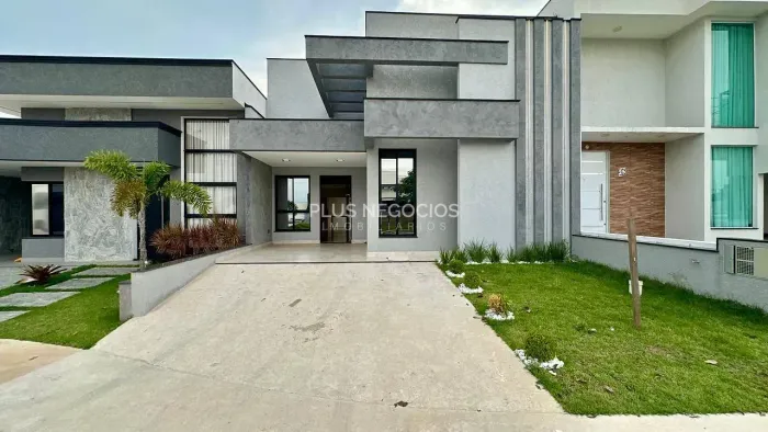 Casa nova com piscina em condomínio fechado no Terras de São Francisco Sorocaba (3 dormit