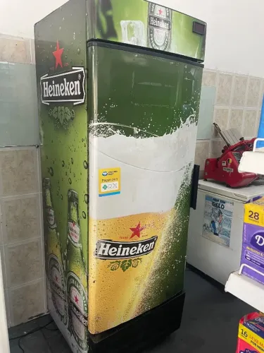 Freezer vertical