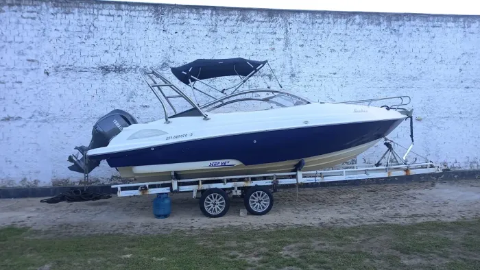 LANCHA FOCKER 24 