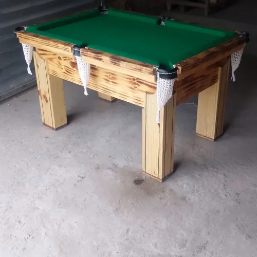 Vendo mesas de sinuca e totó 