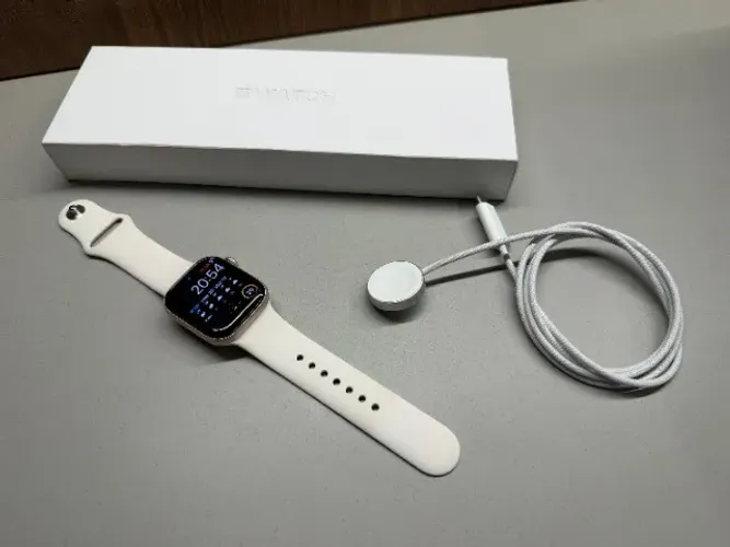 Apple Watch 11 42mm - Rose Gold