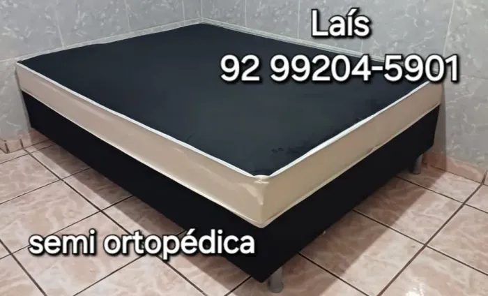 Camas de casal em preta
