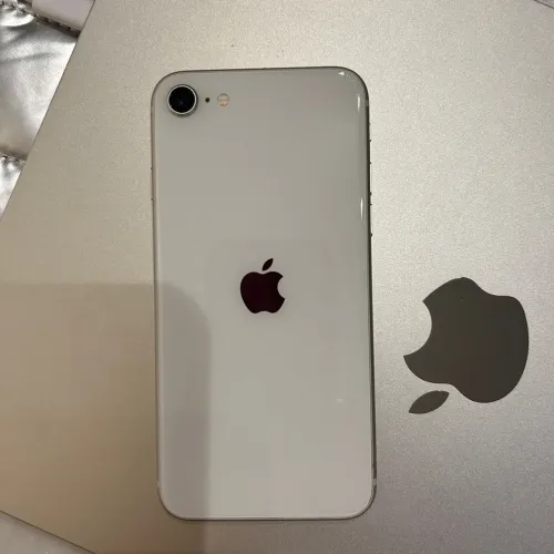 IPHONE SE SUPER CONSERVADO!