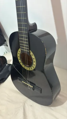 Violão infantil usado
