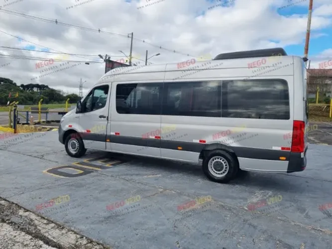 Mercedes-Benz Sprinter 416 Furgão Longo T.a. 2.2 Dies 2021