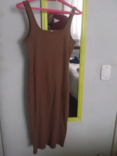 vestido canelado