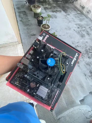 KIT Processador Intel + Memória RAM 8GB + Placa mãe! Pronto para uso!