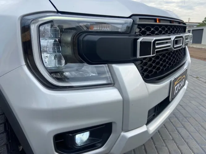 Ford Ranger XLS 3.0 V6 4X4 CD Diesel Aut. 2024