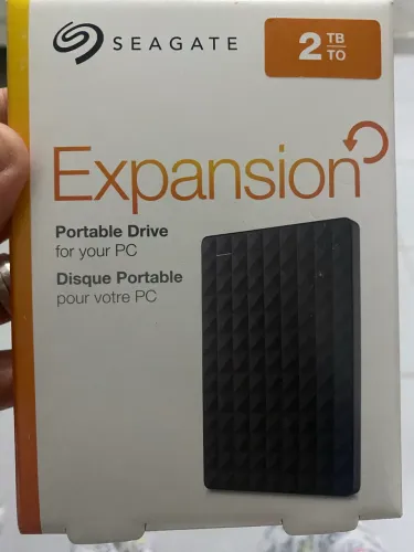 Vendo HD externo de 2 TB. 650 reais.