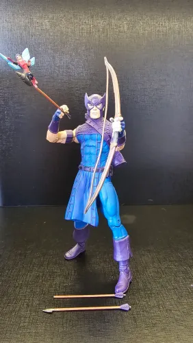 Marvel Select Gaviao Arqueiro Hawkeye