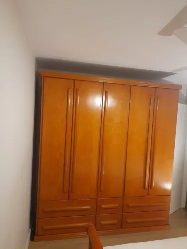 guarda roupa mogno maciço ( usado )