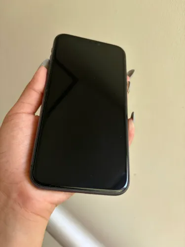 Vende-se IPhone 11 