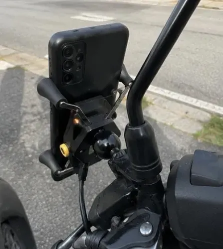Suporte de Celular para Moto com USB | Garra + Elástico + Giro 360°